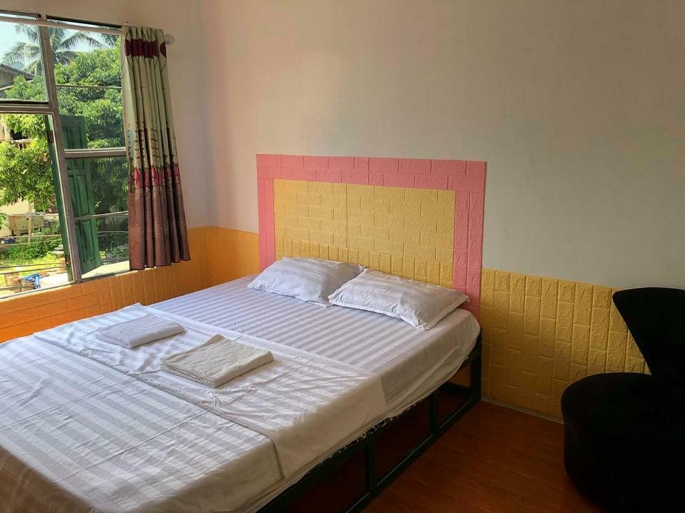 Army Barracks Guesthouse Vang Vieng Luaran gambar