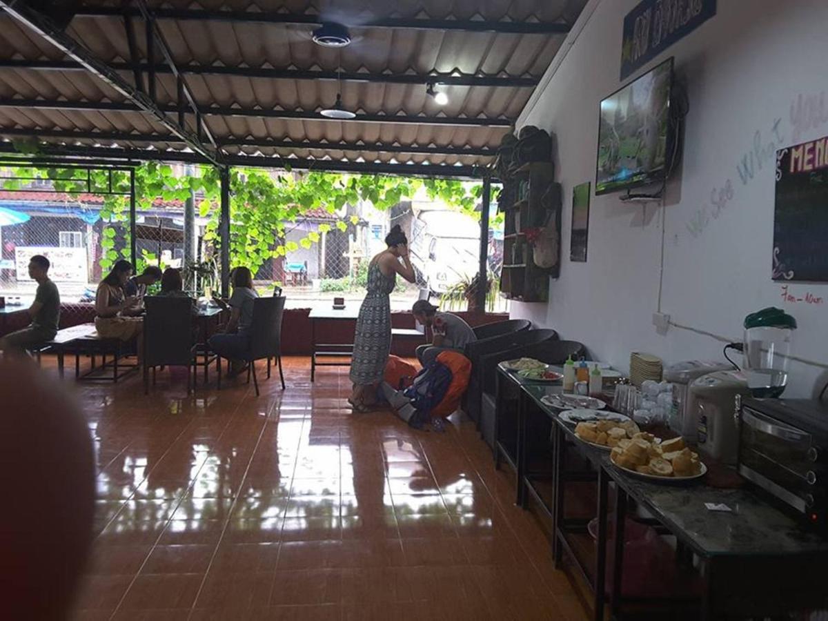 Army Barracks Guesthouse Vang Vieng Luaran gambar